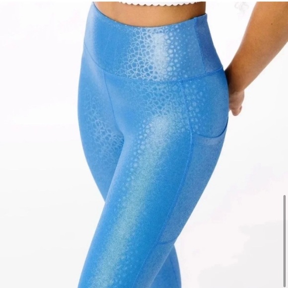 ZYIA Light N Tight Blue Mermaid Hi-Rise Capri Leggings - Picture 2 of 13